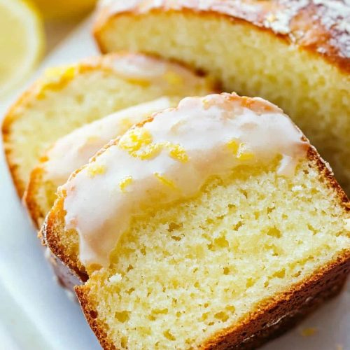 BREAD WITH LEMON GLAZE