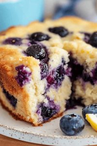 Breakfast Blueberry Oatmeal Cakes