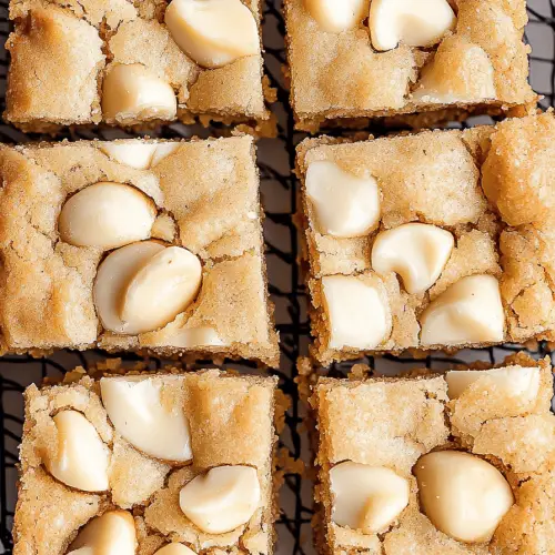 White Chocolate Macadamia Cookie Bars