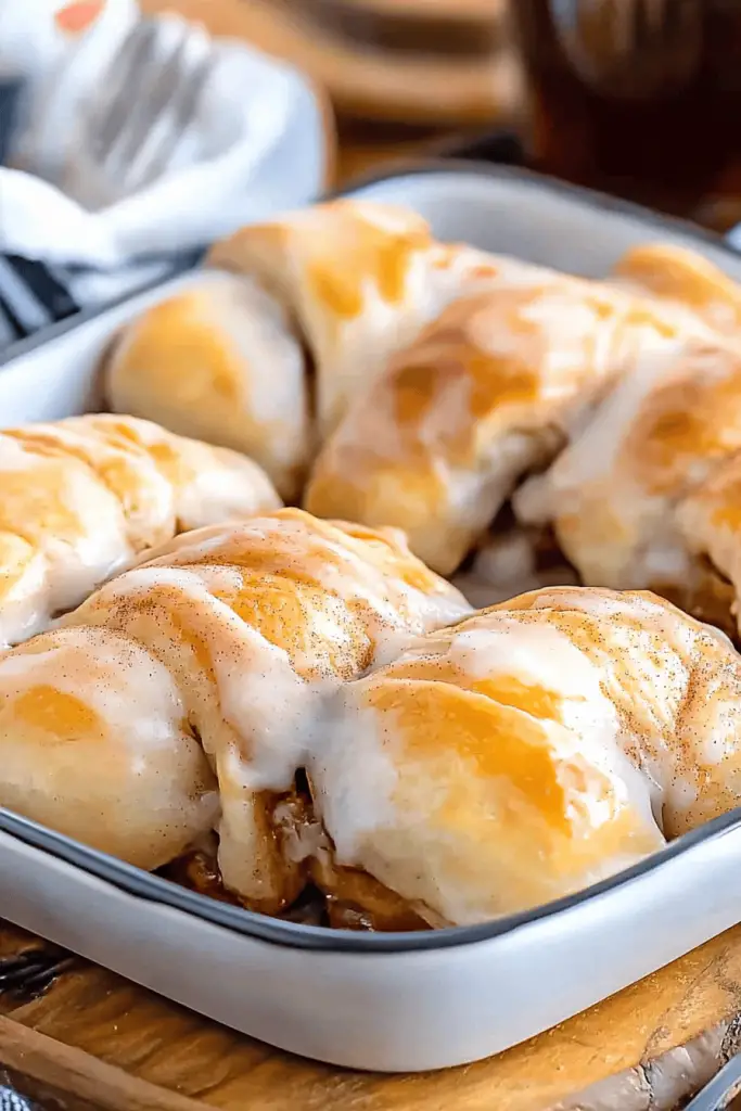 cinnamon crescent rolls