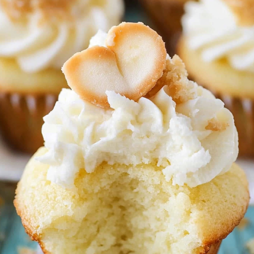 coconut cream cupcakes