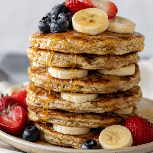 banana oatmeal pancakes finished dish